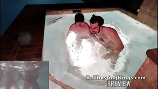 Hot Tub Squeeze Game (Preview)